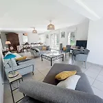 Prázdninový dům Grande Maison Pres Carolles, 5 Chambres, Jardin, Parking, Wifi Gratuit - 10 Pers. - Fr-1-361-537 Carolles