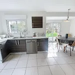 Grande Maison Pres Carolles, 5 Chambres, Jardin, Parking, Wifi Gratuit - 10 Pers. - Fr-1-361-537 * Carolles