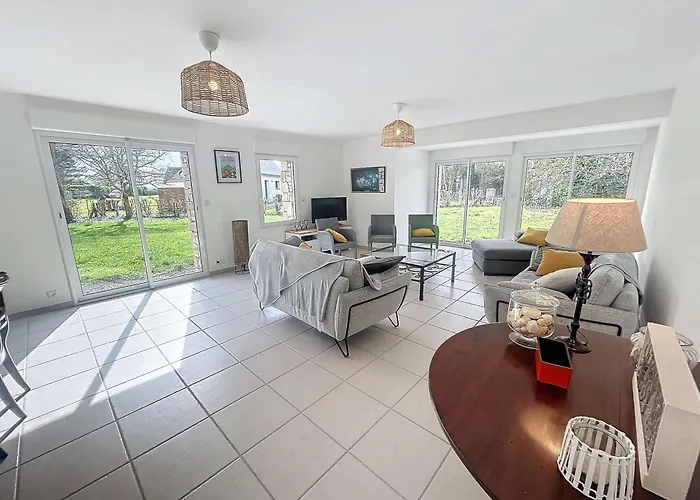 펜션 Grande Maison Pres Carolles, 5 Chambres, Jardin, Parking, Wifi Gratuit - 10 Pers. - Fr-1-361-537 *