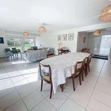 Grande Maison Pres Carolles, 5 Chambres, Jardin, Parking, Wifi Gratuit - 10 Pers. - Fr-1-361-537 * Carolles