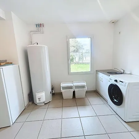 Grande Maison Pres Carolles, 5 Chambres, Jardin, Parking, Wifi Gratuit - 10 Pers. - Fr-1-361-537 * Carolles