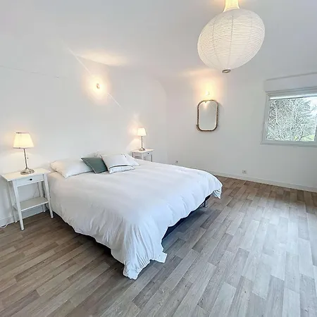 Grande Maison Pres Carolles, 5 Chambres, Jardin, Parking, Wifi Gratuit - 10 Pers. - Fr-1-361-537