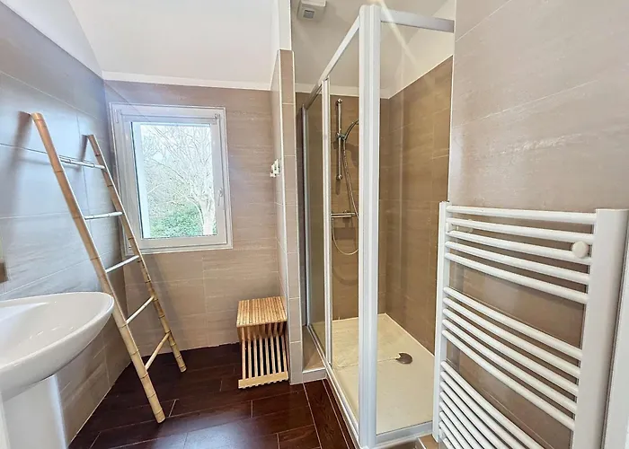 Grande Maison Pres Carolles, 5 Chambres, Jardin, Parking, Wifi Gratuit - 10 Pers. - Fr-1-361-537 Tatil Evi Carolles