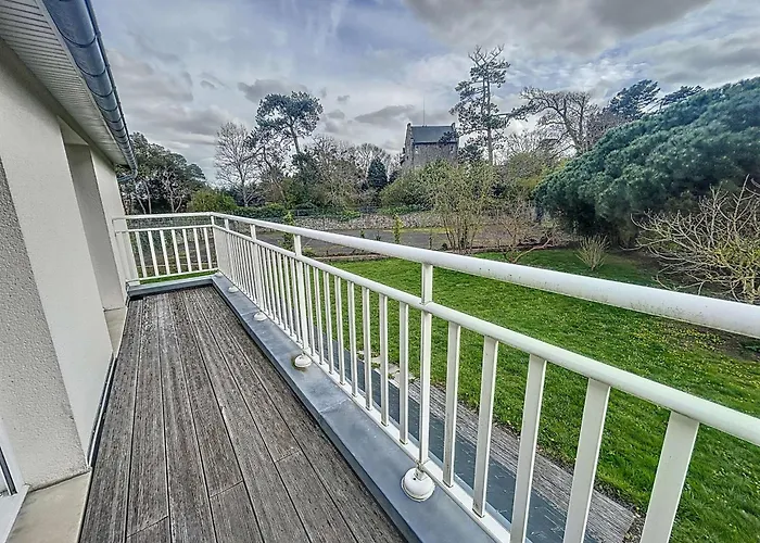 Grande Maison Pres Carolles, 5 Chambres, Jardin, Parking, Wifi Gratuit - 10 Pers. - Fr-1-361-537 Carolles